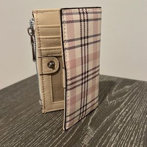 APT. 9 Compact Wallet